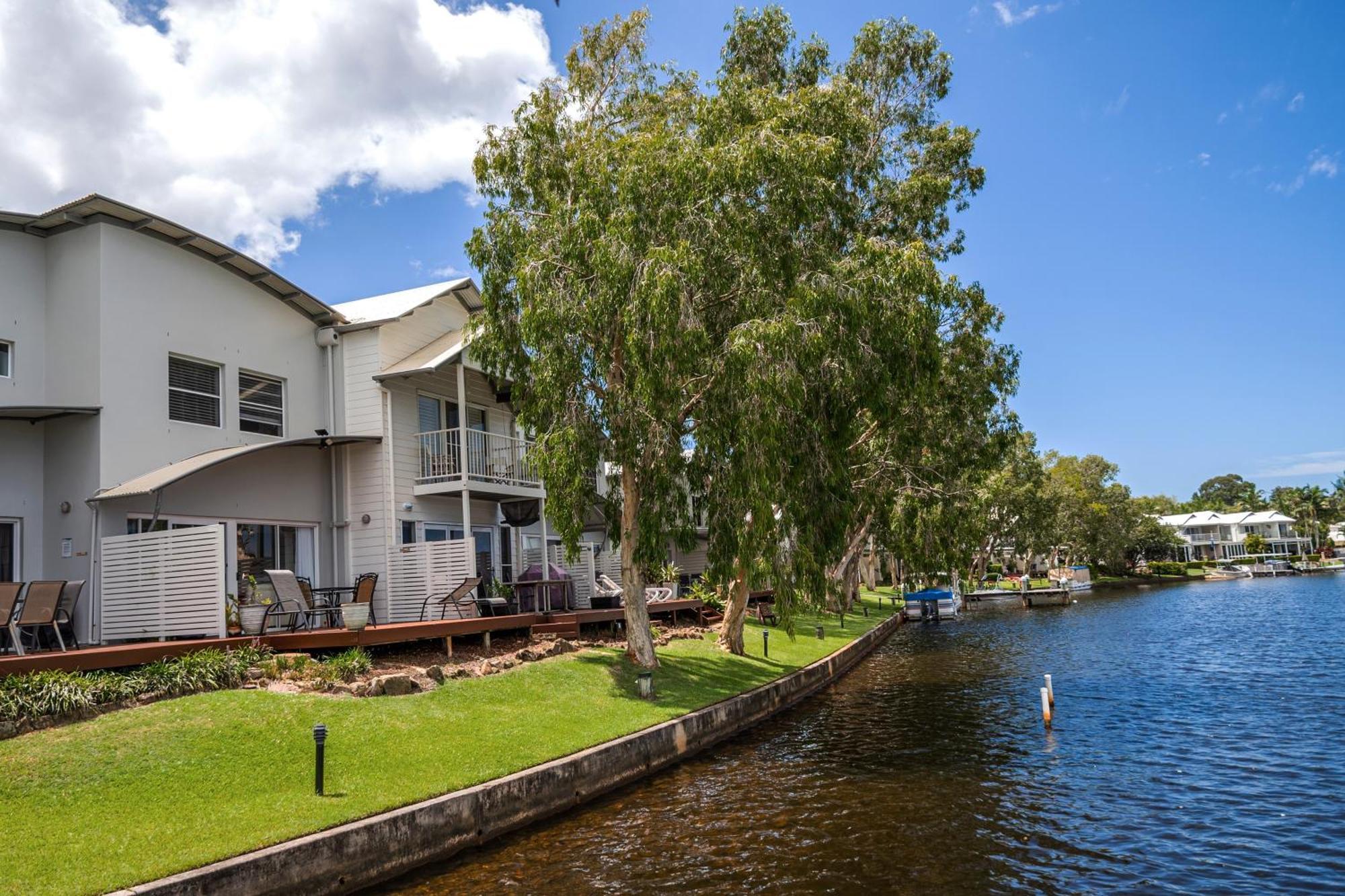 Noosa Entrance Waterfront Resort Noosaville Exterior foto